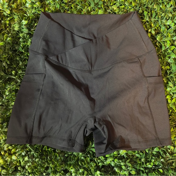 Black High-Waisted Bike Shorts with Wide Waistband - Picture 1 of 4